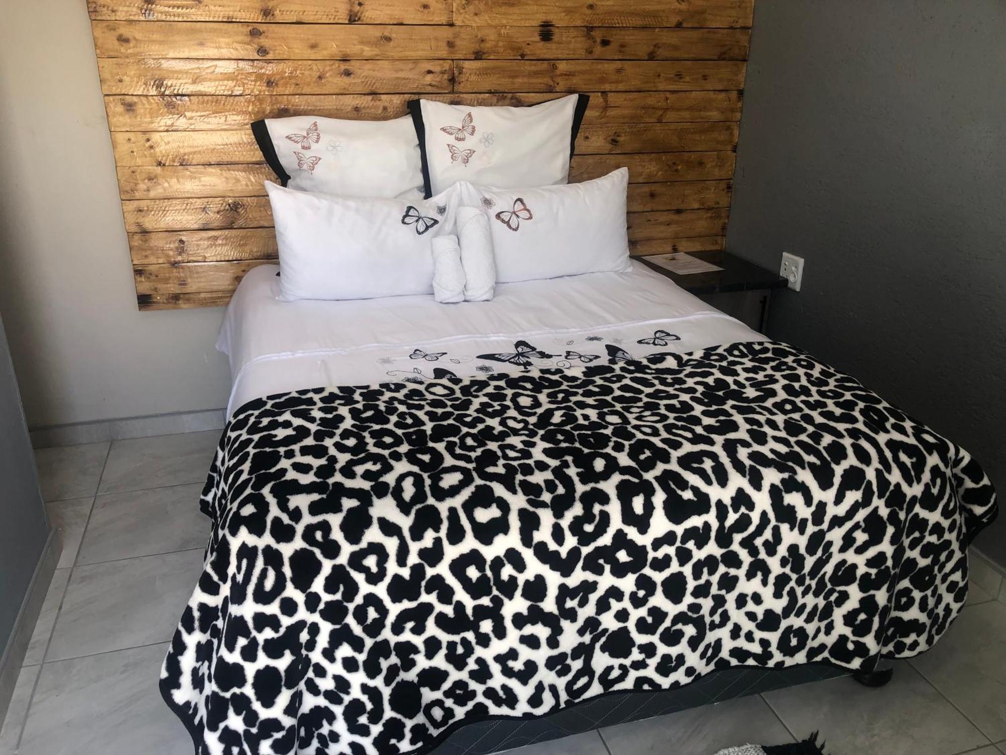 The Nest Overnight And Accommodation Usakos Luaran gambar