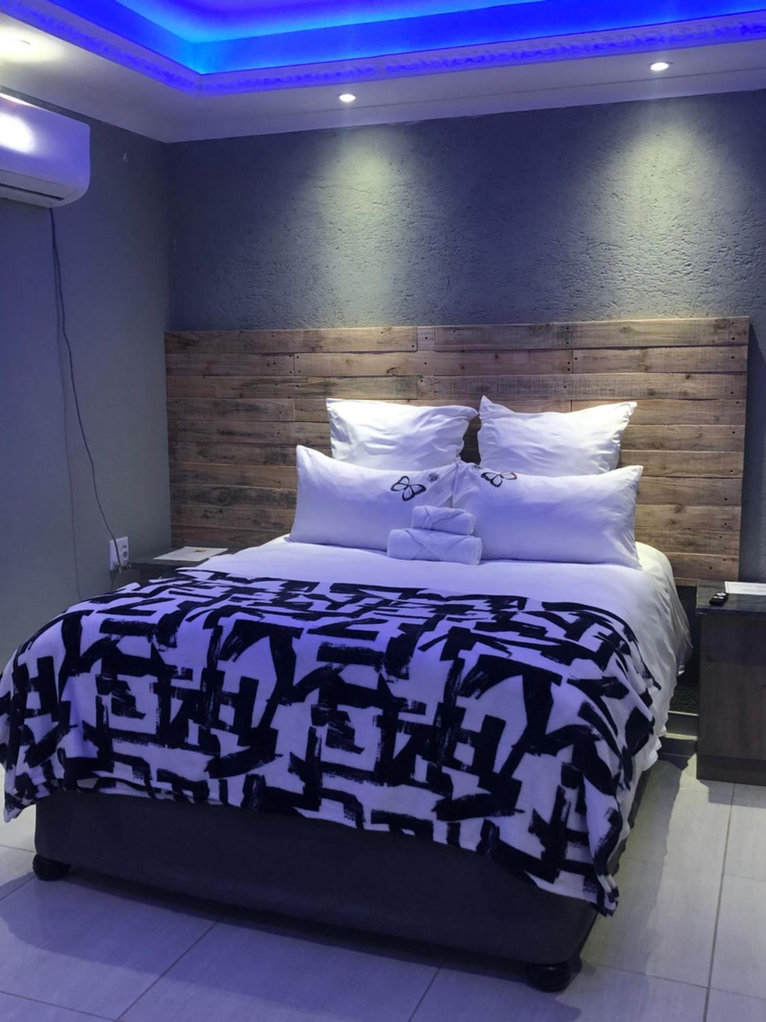The Nest Overnight And Accommodation Usakos Luaran gambar